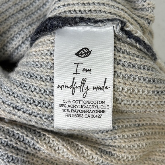 NIC + ZOE Pattern Sweater - Picture 6 of 8